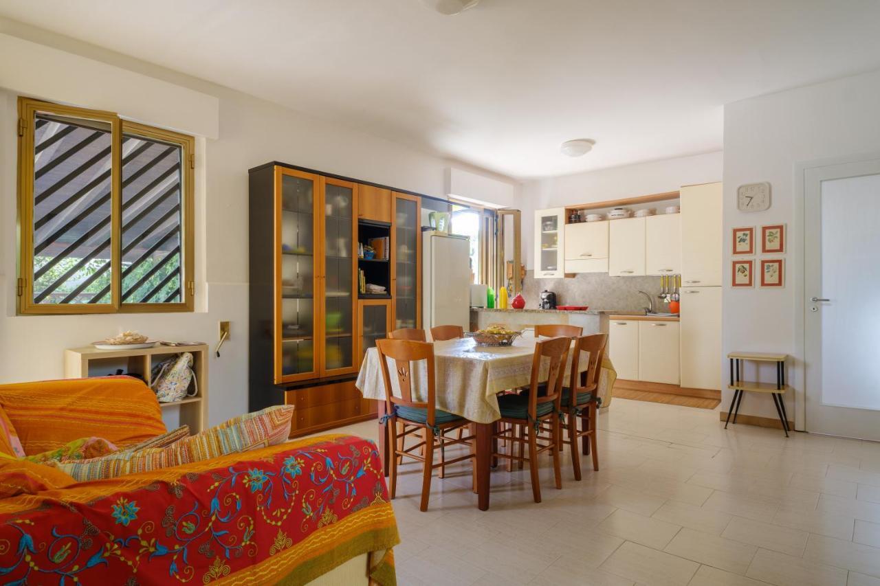 Villa Rita A 200M Dal Mare I Bacini Экстерьер фото